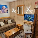 Rénové Proche Piste Avec Parking à - Fr-1-514-48 * Courchevel